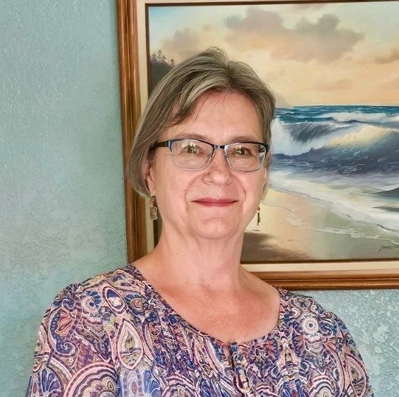Headshot of Linda Ihrig
